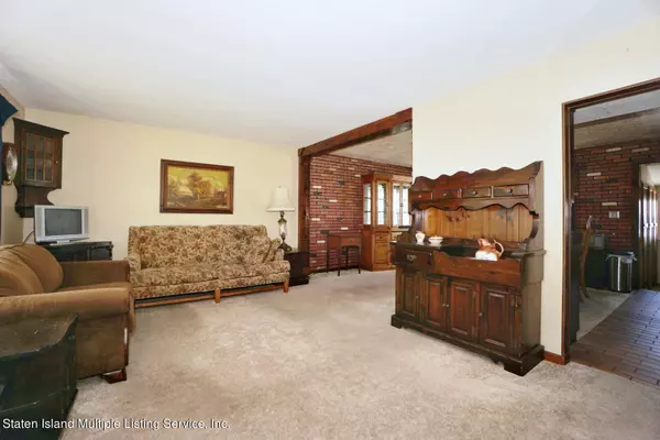 Staten Island, NY 10306,28 Bache AVE