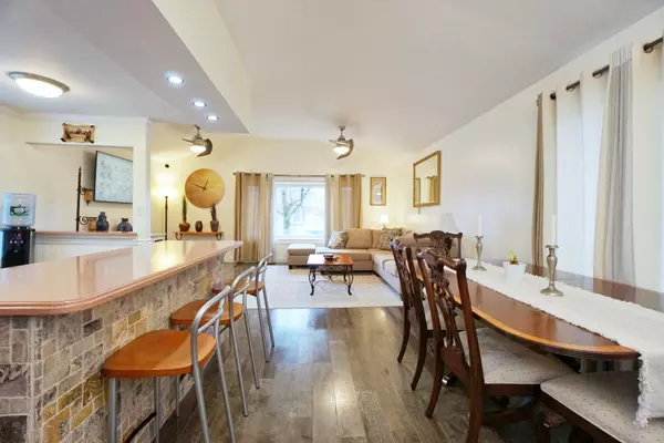 Staten Island, NY 10312,330 Green Valley RD