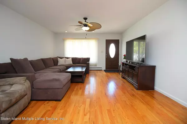 Staten Island, NY 10306,114 Cuba AVE