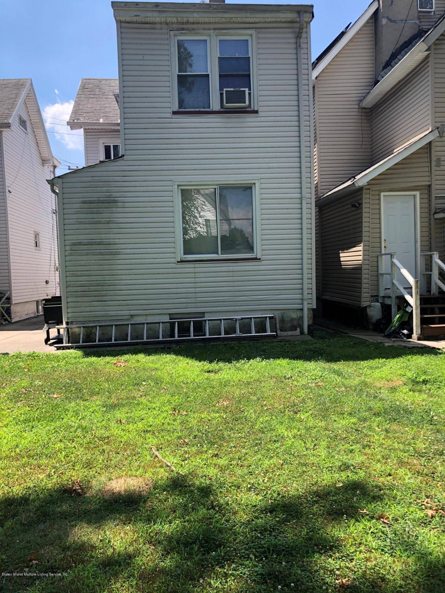 Staten Island, NY 10302,965-967 Post AVE