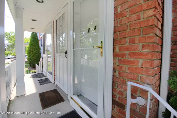 Staten Island, NY 10312,44 Village LN #A