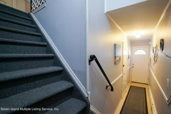 Staten Island, NY 10301,143 Ontario AVE