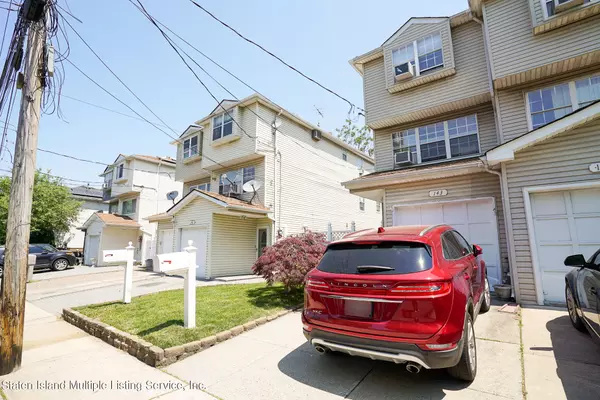 Staten Island, NY 10301,143 Ontario AVE