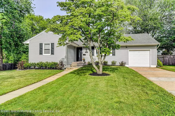 121 10th ST, Out Of Area, NJ 07718