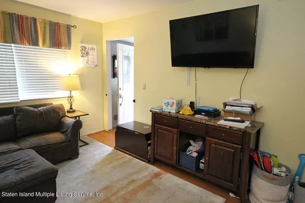 Staten Island, NY 10314,782 S Gannon AVE