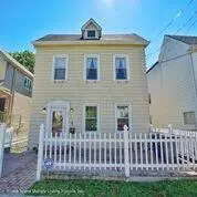 Staten Island, NY 10304,934 Richmond RD