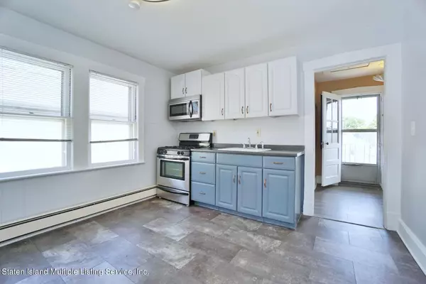 Staten Island, NY 10302,161 Hagaman PL