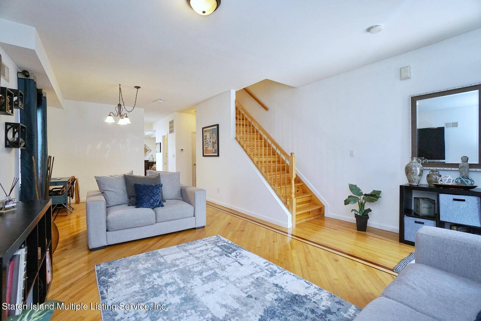 Staten Island, NY 10302,21 Cortlandt ST