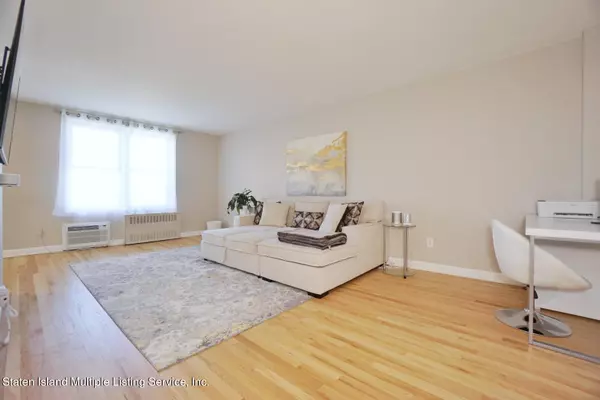 Staten Island, NY 10301,36 Hamilton AVE #6h