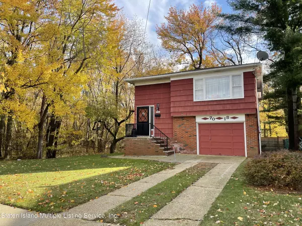 7018 Hylan BLVD, Staten Island, NY 10307