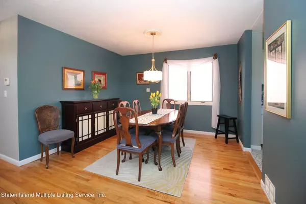 Staten Island, NY 10308,94 Margaret ST