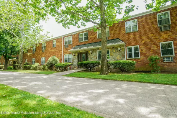 Staten Island, NY 10306,3486 Amboy RD #2f