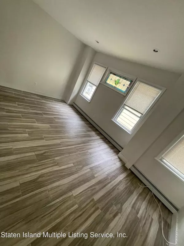 Staten Island, NY 10314,65 Mountainview AVE #2fl