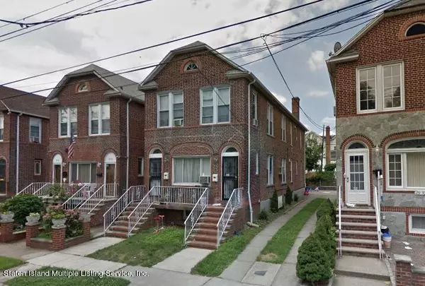 2934 164th ST, Queens, NY 11358