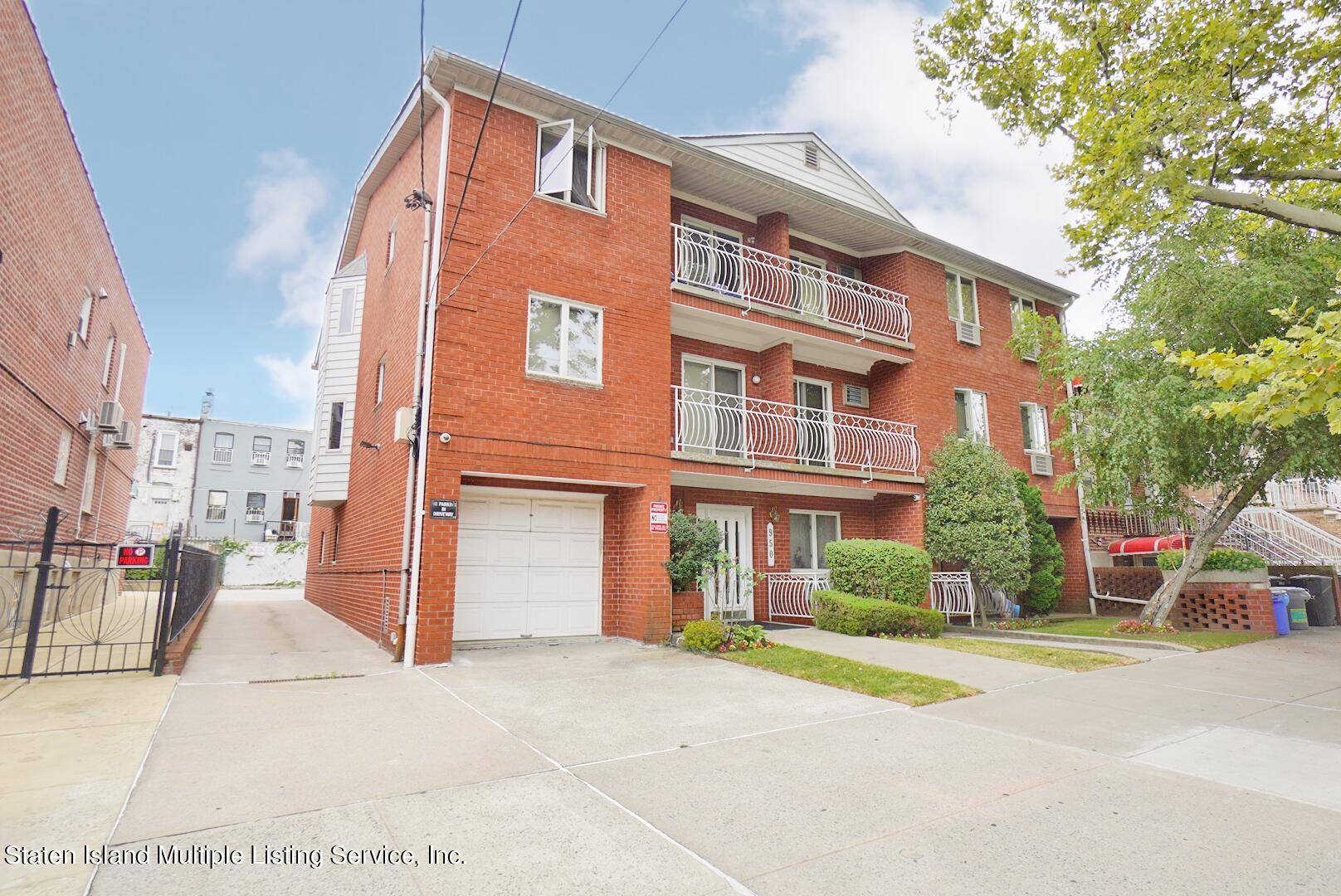 950 70th Street #2c, Brooklyn, NY 11228