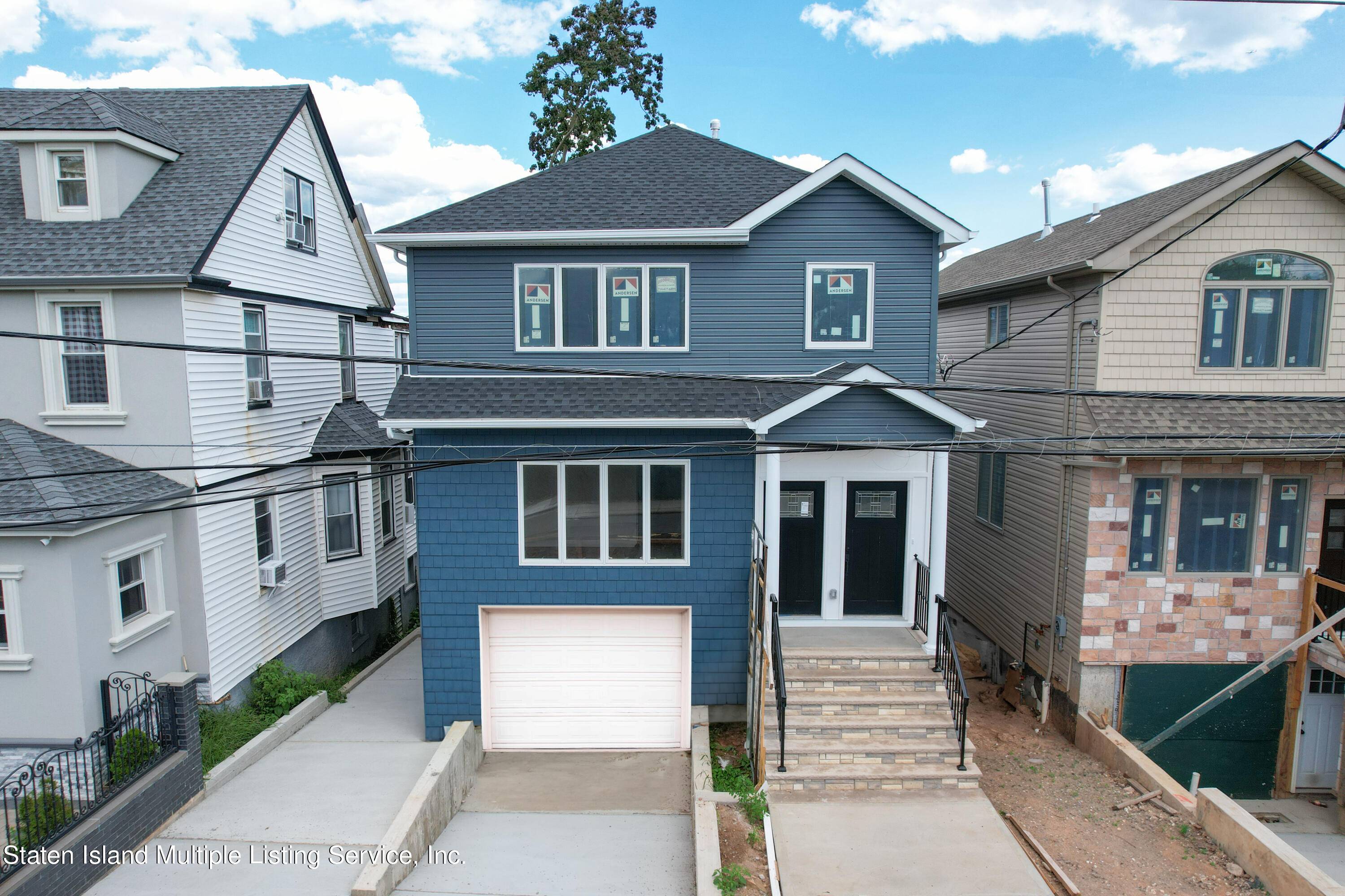 224 Fingerboard RD, Staten Island, NY 10305