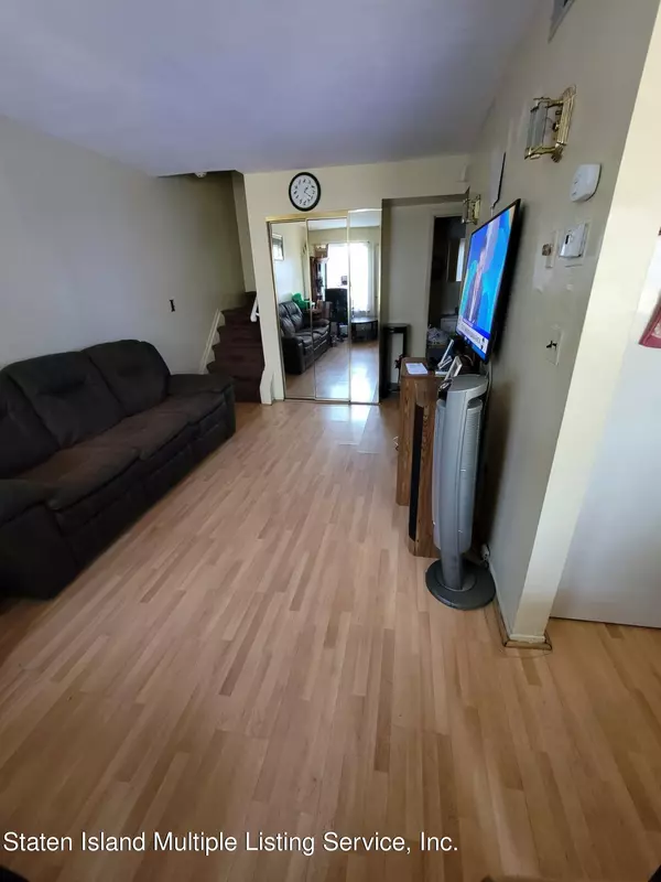 Staten Island, NY 10303,302 Andros AVE