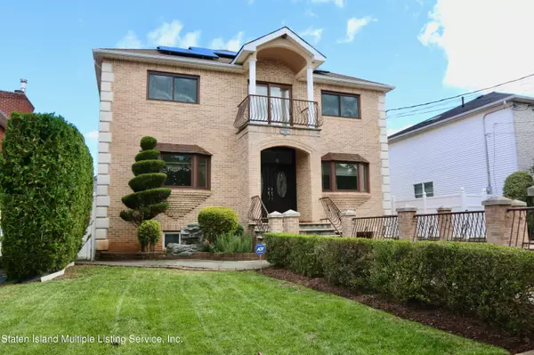 Staten Island, NY 10309,132 Burton AVE