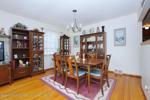 Staten Island, NY 10303,149 Dixon AVE