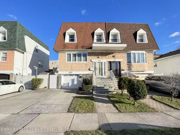 215 Merrymount ST, Staten Island, NY 10314