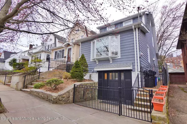 Staten Island, NY 10301,32 University PL