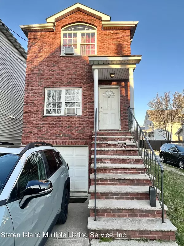 42 Union AVE, Staten Island, NY 10303