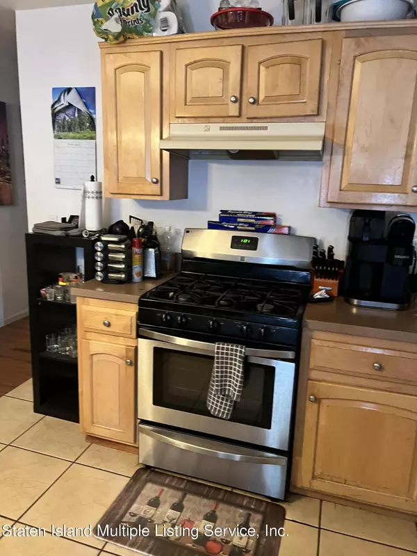 Staten Island, NY 10314,21 Daniella CT