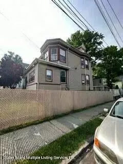 Staten Island, NY 10302,93 Harrison AVE