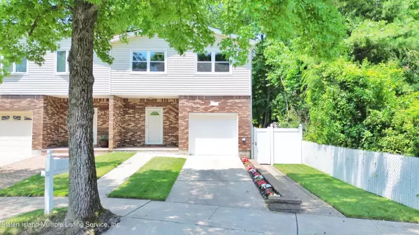 110 Redwood AVE, Staten Island, NY 10308