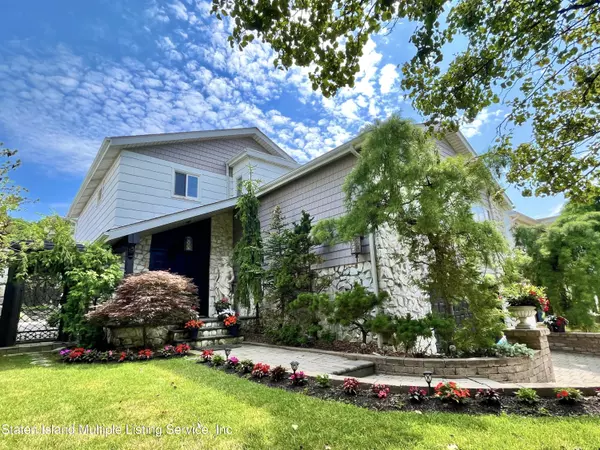 Staten Island, NY 10314,549 Valleyview PL