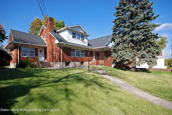 Staten Island, NY 10304,58 Holly ST