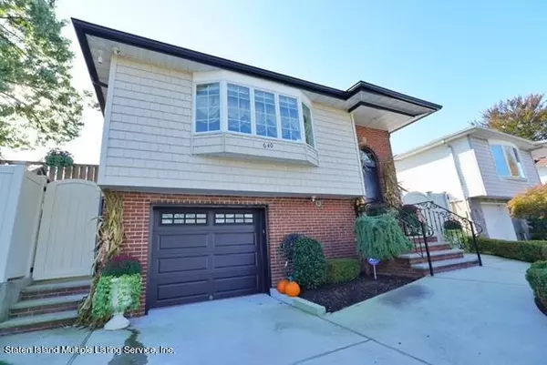 Staten Island, NY 10312,640 Sheldon AVE