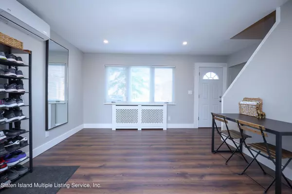 Staten Island, NY 10302,94 Walker ST