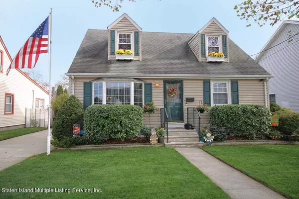 29 Canterbury AVE, Staten Island, NY 10314