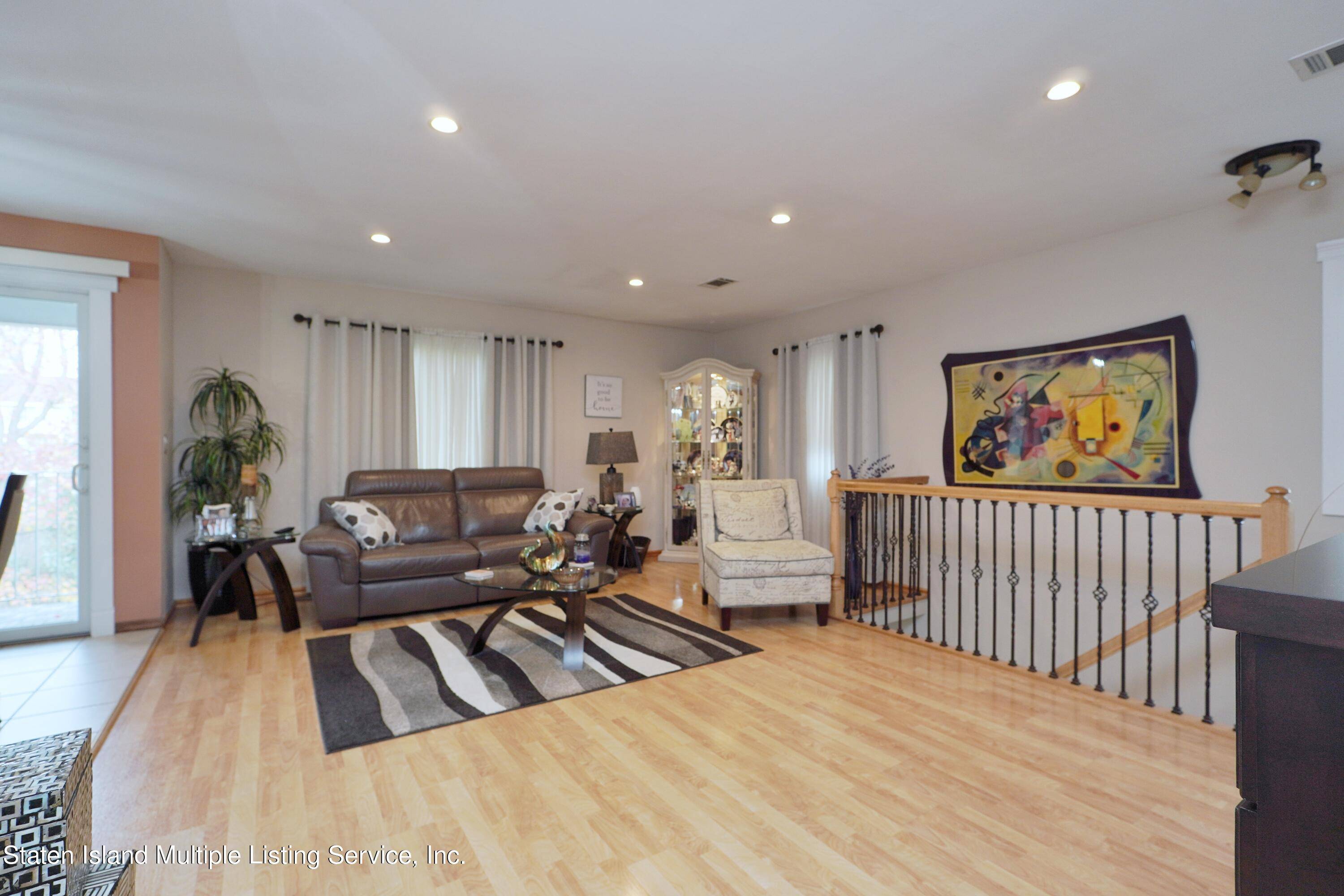 Staten Island, NY 10309,615 Correll AVE