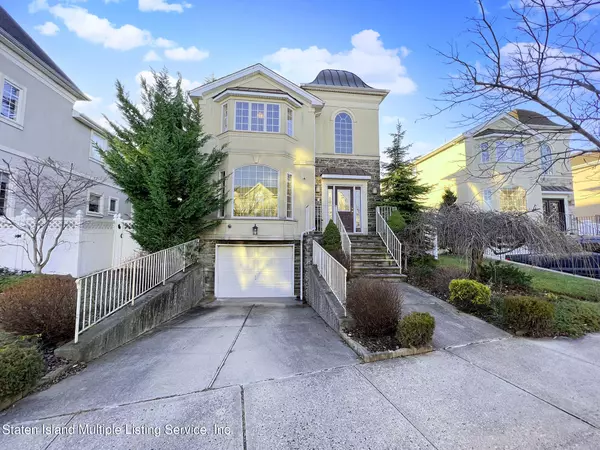 52 Indale AVE, Staten Island, NY 10309