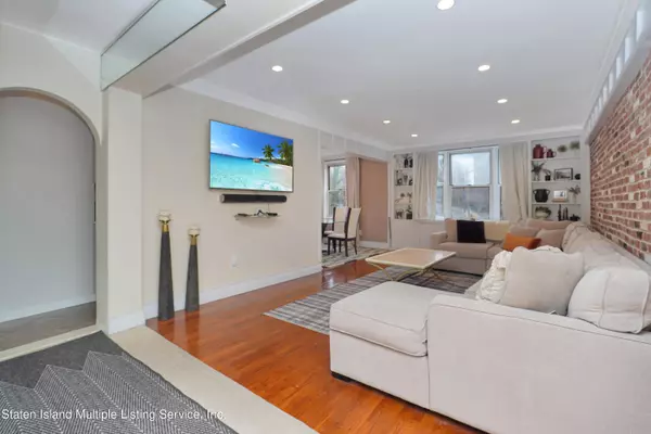 Staten Island, NY 10301,50 Fort PL #A5h