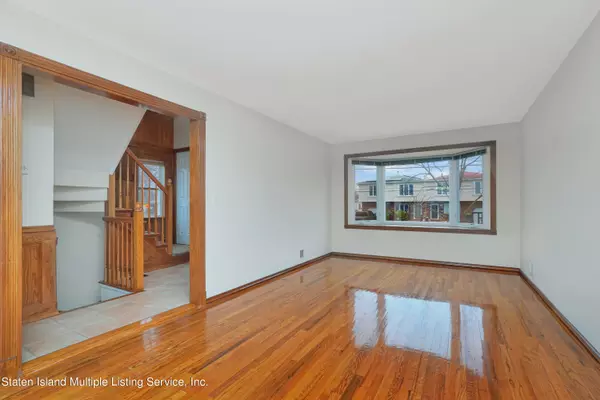 Staten Island, NY 10305,416 Burgher AVE