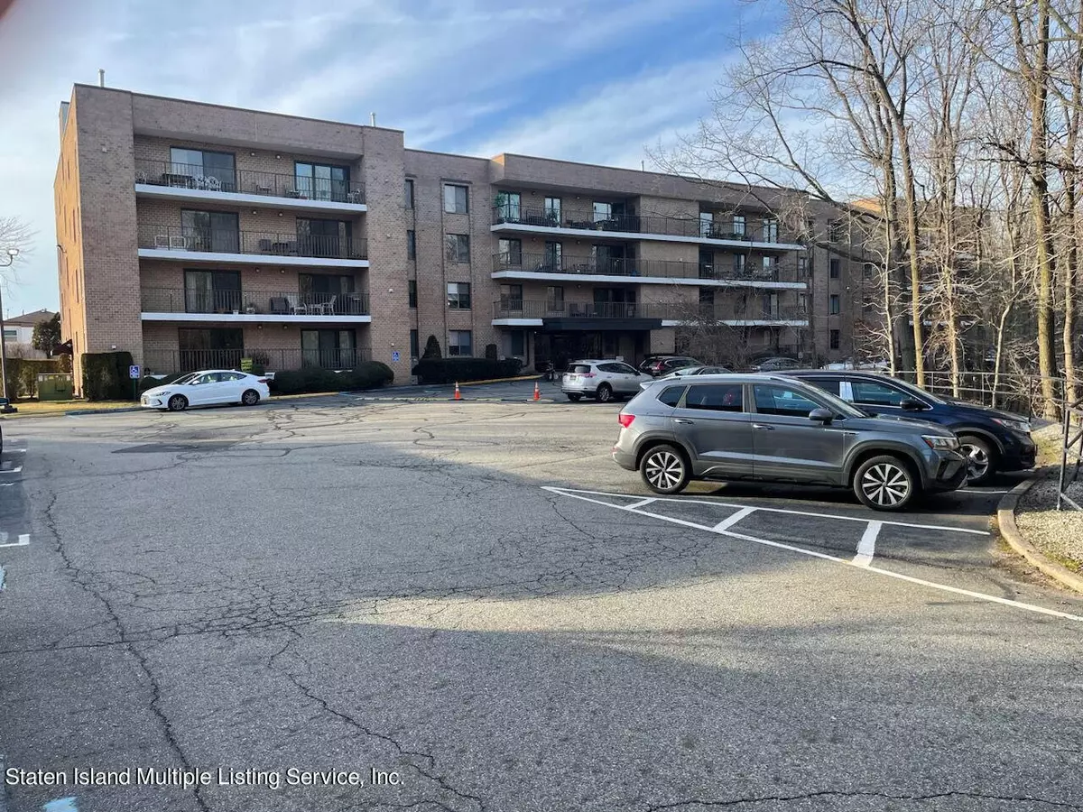 Staten Island, NY 10306,3461 Amboy RD #3b