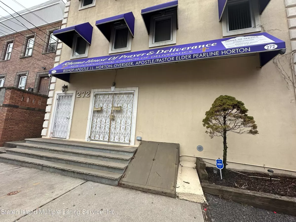 Staten Island, NY 10301,272 York AVE #1st Floor