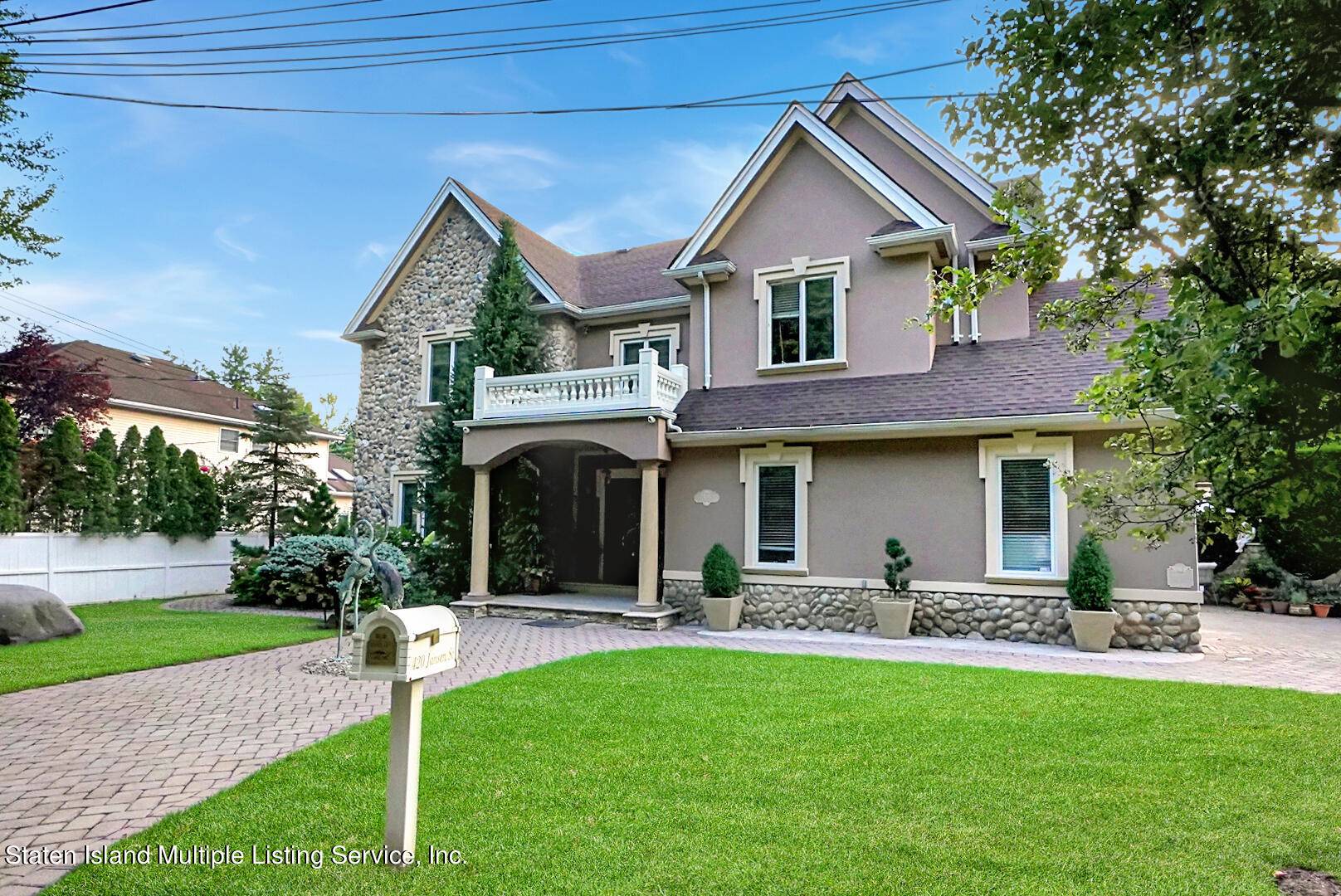 Staten Island, NY 10312,420 Jansen ST