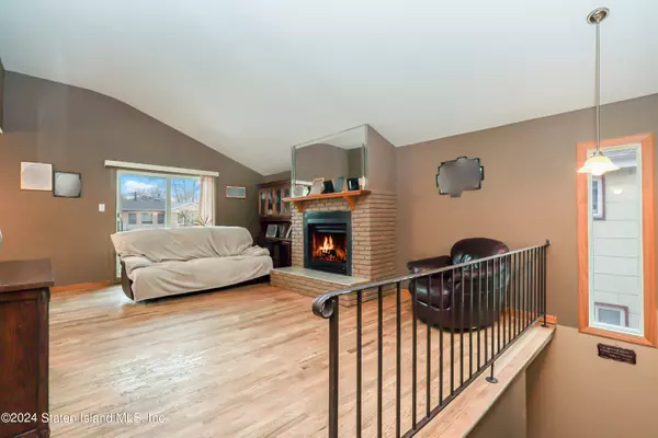 Staten Island, NY 10312,41 Laredo AVE