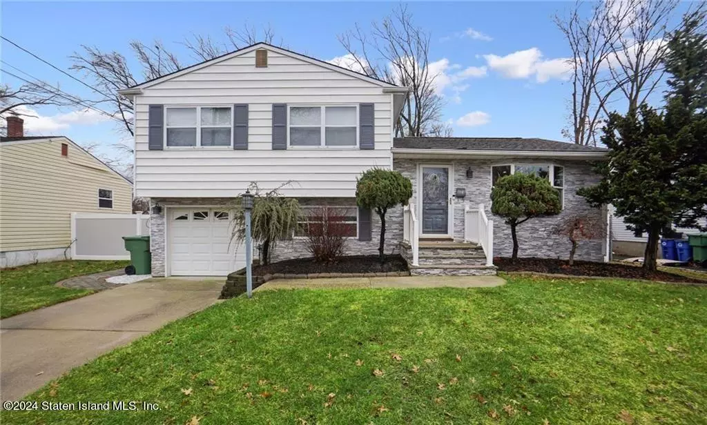 Edison, NJ 08820,14 Eastlick RD