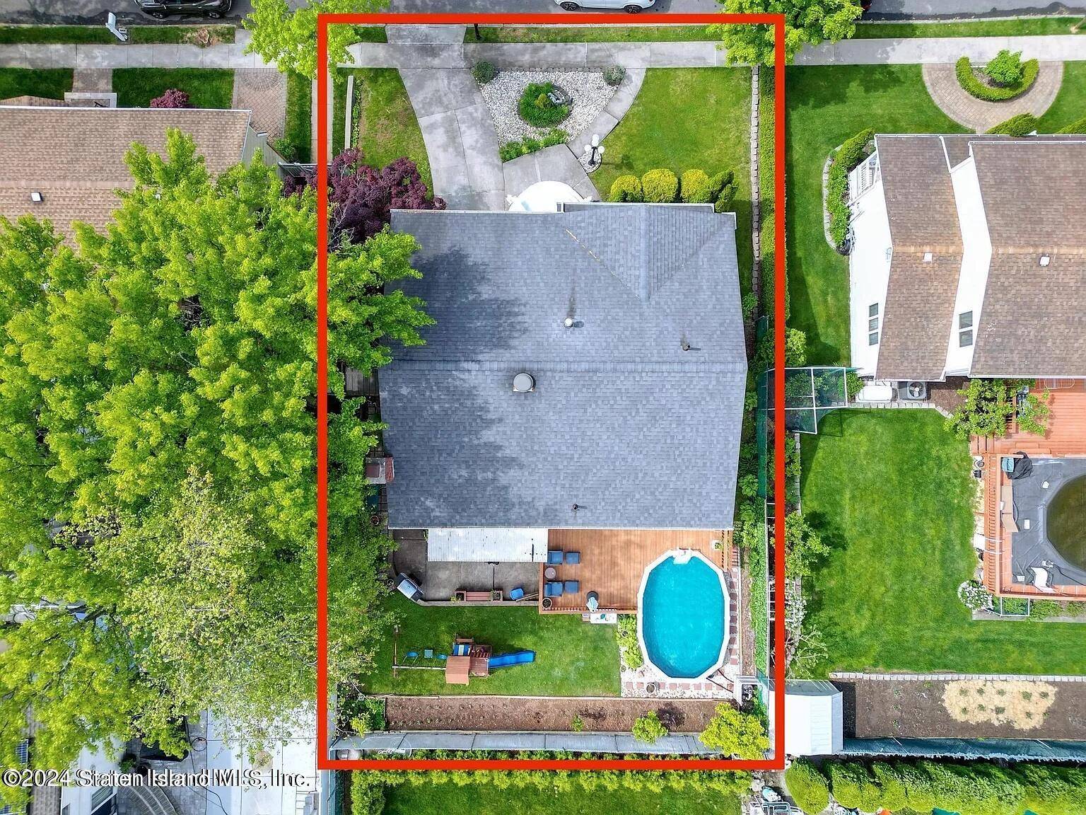 Staten Island, NY 10312,158 Weaver ST