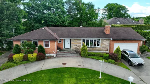 Staten Island, NY 10301,78 Merrick AVE
