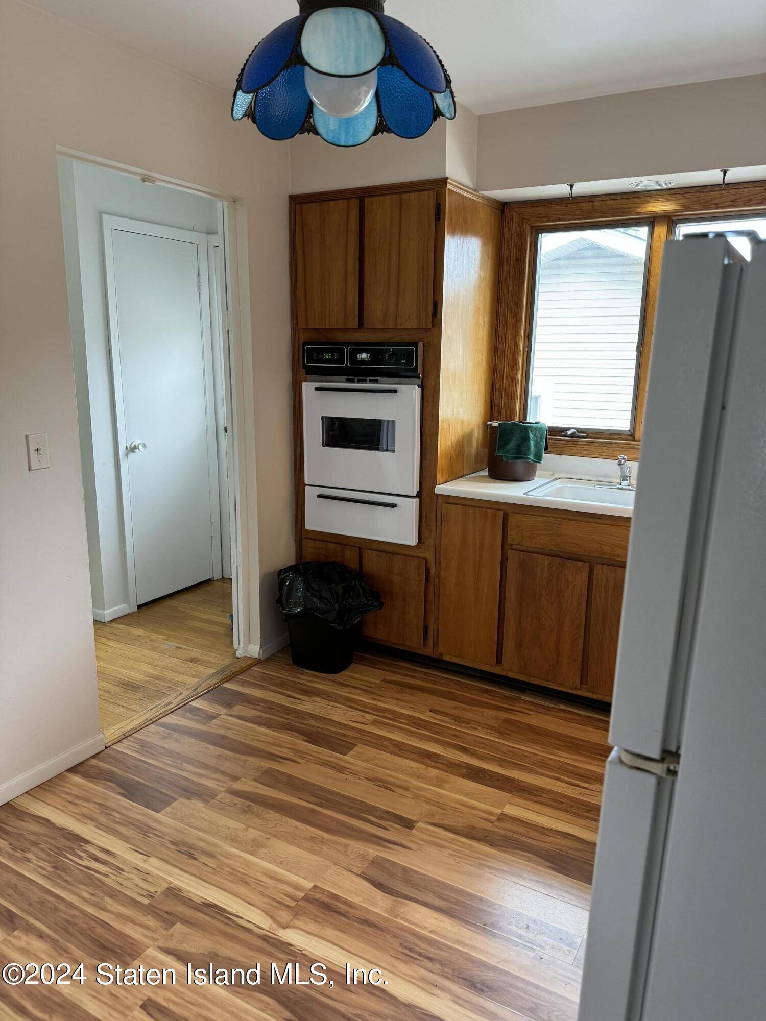 Staten Island, NY 10312,18 Pine TER