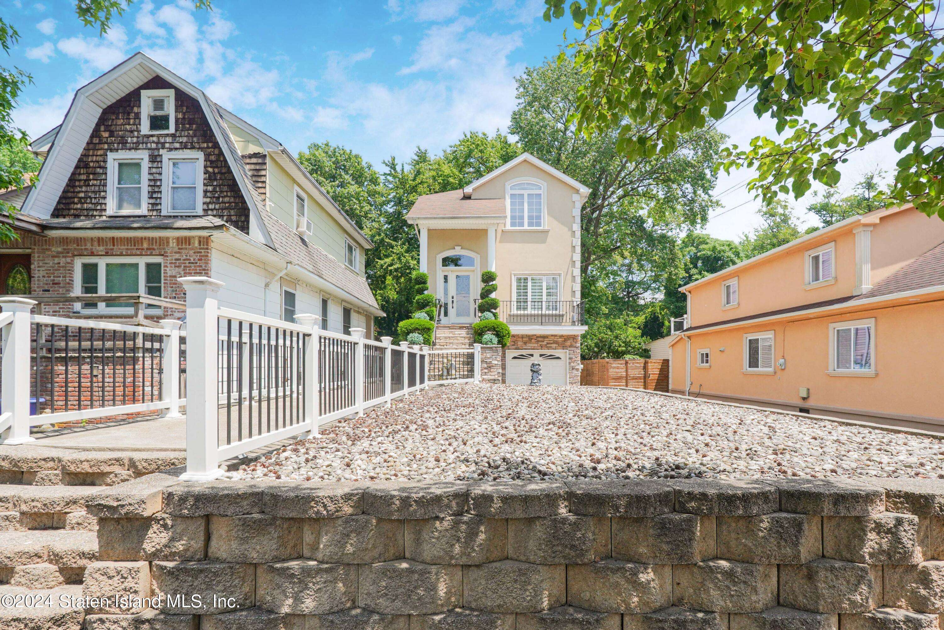 Staten Island, NY 10307,303 Sprague AVE