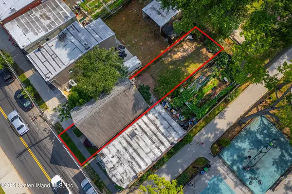 Staten Island, NY 10305,442 Tompkins AVE