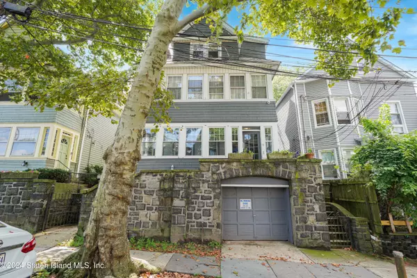 Staten Island, NY 10301,18 Curtis PL