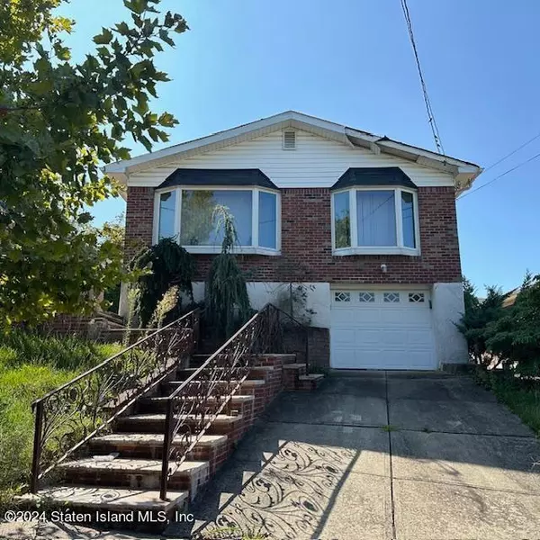 56 Croak AVE, Staten Island, NY 10314